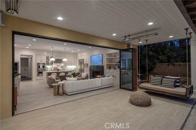 Detail Gallery Image 22 of 47 For 46 Woods Trail, Irvine,  CA 92603 - 5 Beds | 4/1 Baths