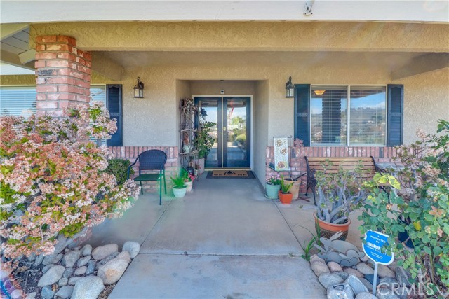 Detail Gallery Image 9 of 44 For 16750 Canyon View Dr, Riverside,  CA 92504 - 4 Beds | 2 Baths