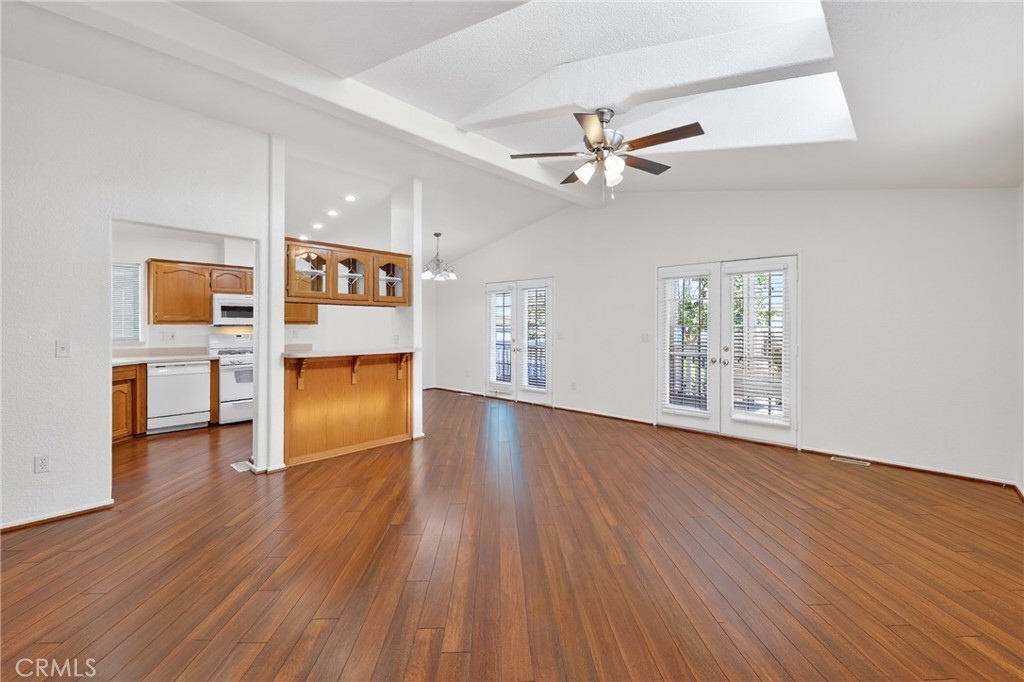 MLS #OC25256466 image #8