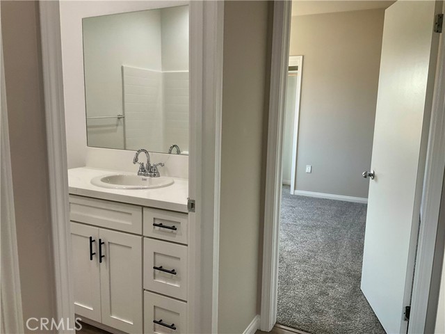 Detail Gallery Image 3 of 34 For 5103 Cohiba Ct, Bakersfield,  CA 93307 - 6 Beds | 3 Baths