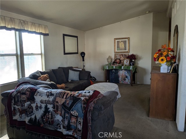 Detail Gallery Image 8 of 25 For 23820 Ironwood Ave #84,  Moreno Valley,  CA 92557 - 3 Beds | 2 Baths