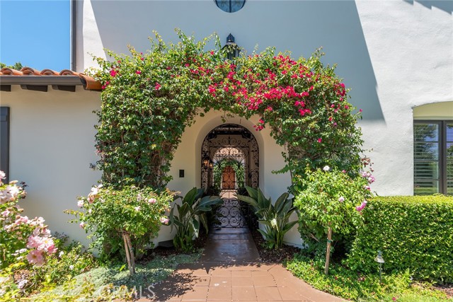 25551 Prado De Las Flores, Calabasas CA: https://media.crmls.org/medias/9f3430a7-4ef8-4601-bf8c-58fb32725cea.jpg