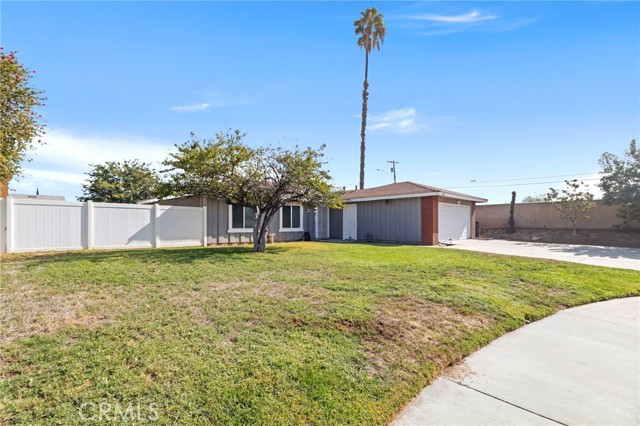 3405 Pickwick, Riverside CA: https://media.crmls.org/medias/9f34c77e-1603-4365-9c51-d5ffce12f21a.jpg