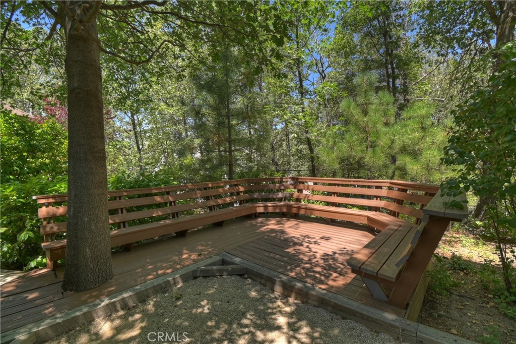 https://media.crmls.org/medias/9f350afb-d466-4d25-af6a-90e495ffd02c.jpg?preset=X-Large