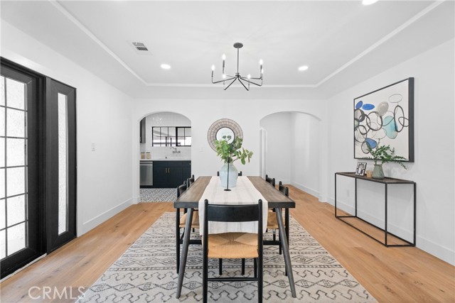 Detail Gallery Image 8 of 35 For 2327 Bonnie Brae, Santa Ana,  CA 92706 - 4 Beds | 2 Baths