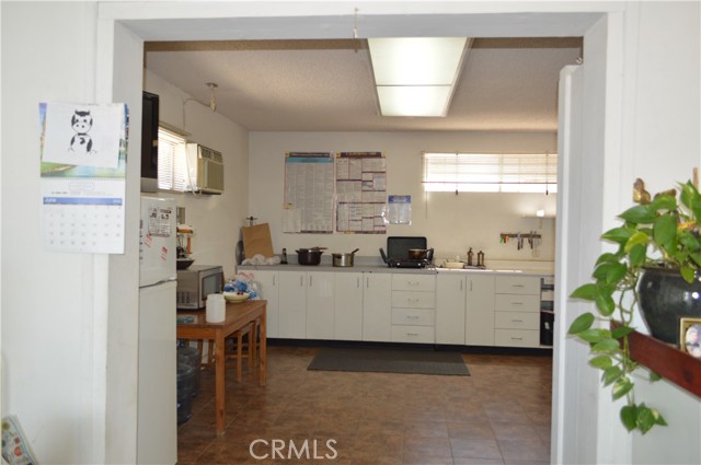 501 S Victoria Avenue, Corona, CA, 92879 501 S Victoria Avenue, Corona, CA, 92879