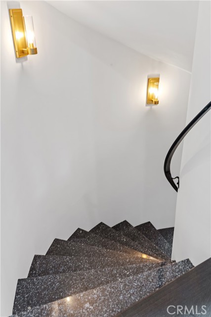 225 Rosecrans Place, Manhattan Beach, California 90266, 3 Bedrooms Bedrooms, ,3 BathroomsBathrooms,Residential,Sold,Rosecrans,SB23067054