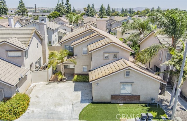 Detail Gallery Image 1 of 40 For 951 Acorn Ln, Corona,  CA 92878 - 3 Beds | 2/1 Baths