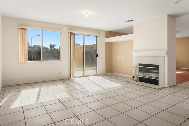 Detail Gallery Image 9 of 39 For 26281 Casa Encantador, Moreno Valley,  CA 92555 - 4 Beds | 3 Baths