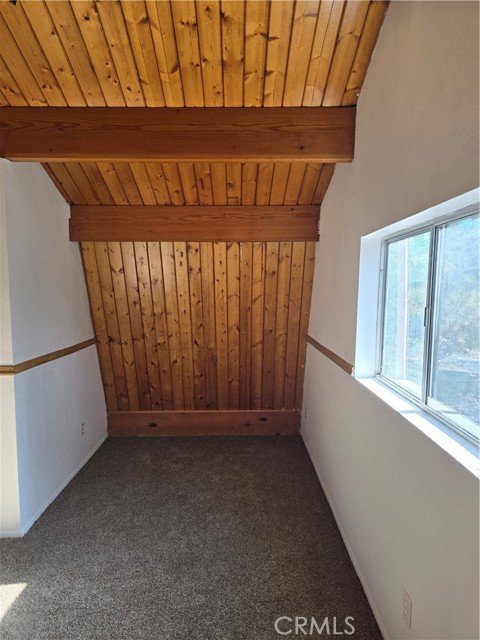 Detail Gallery Image 10 of 11 For 32796 Lupine Ln, Arrowbear,  CA 92382 - 3 Beds | 1/1 Baths