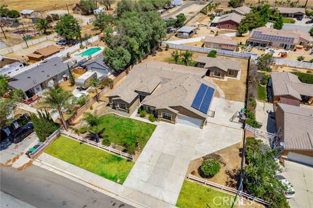 1037 Charles Street, Banning CA: https://media.crmls.org/medias/9f371ddd-5497-45c2-9c15-37d5c0daeb47.jpg