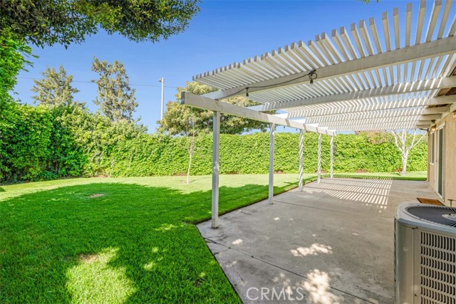 Detail Gallery Image 25 of 31 For 1596 Honeydale Ct, Upland,  CA 91786 - 3 Beds | 2 Baths