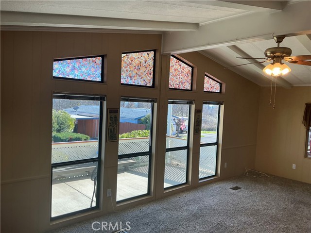 5830 Robin Hill Dr, Lakeport CA: https://media.crmls.org/medias/9f37add3-9686-4f1d-a389-d5d9e5b2f0bc.jpg