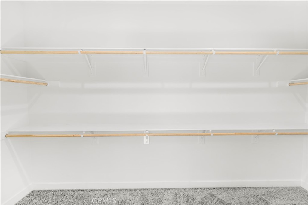 https://media.crmls.org/medias/9f37b651-4b2b-433f-a667-e39a6b7b411c.jpg?preset=X-Large