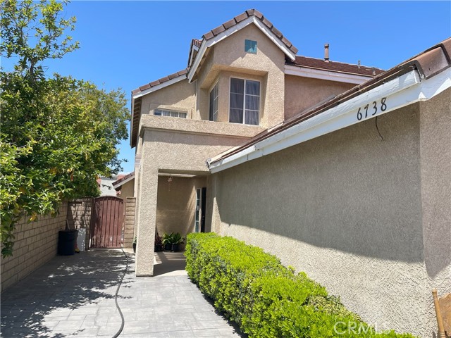Detail Gallery Image 3 of 4 For 6738 Wrangler Rd, Chino Hills,  CA 91709 - 4 Beds | 3 Baths