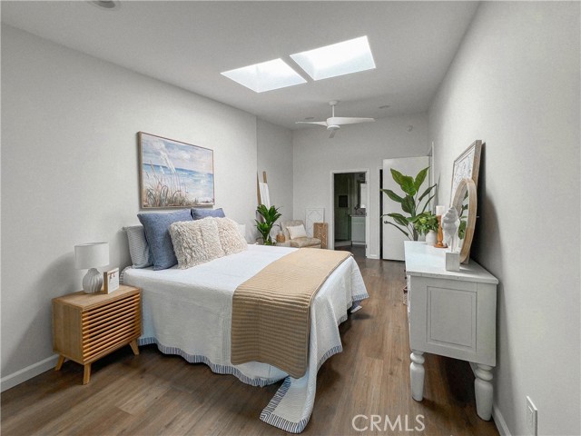 1533 Merion Way, M2-26D, Seal Beach CA: https://media.crmls.org/medias/9f394bbd-77db-4d86-b75f-945a02ca89df.jpg