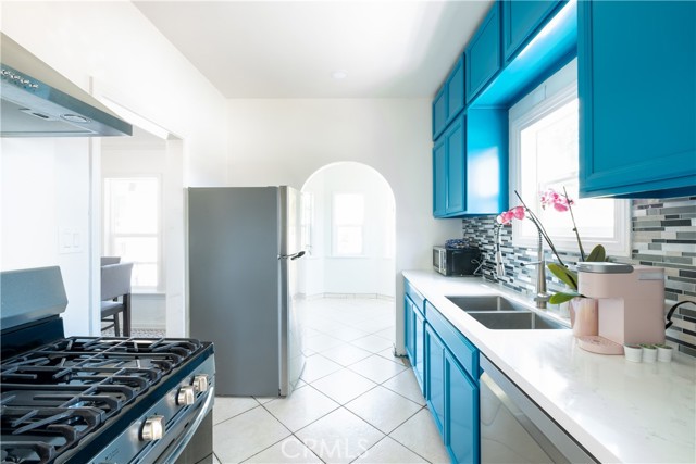 Detail Gallery Image 8 of 41 For 2533 Eucalyptus Ave, Long Beach,  CA 90806 - – Beds | – Baths