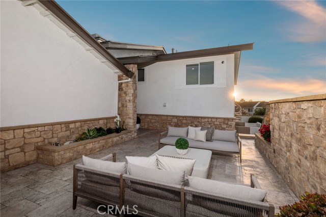 Detail Gallery Image 49 of 51 For 15 Curl Dr, Corona Del Mar,  CA 92625 - 3 Beds | 3 Baths