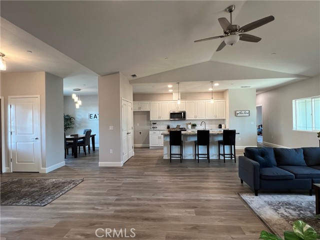 Detail Gallery Image 14 of 49 For 218 Sky Oaks Dr, Paradise,  CA 95969 - 3 Beds | 3 Baths