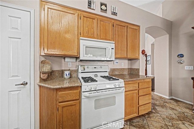Detail Gallery Image 14 of 53 For 23878 Corte Cajan, Murrieta,  CA 92562 - 2 Beds | 2 Baths