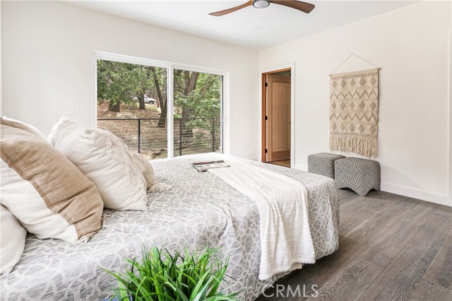 1670 Grass Valley Road, Lake Arrowhead CA: https://media.crmls.org/medias/9f3d32cc-2472-4bd6-87c0-6ef8b618b696.jpg