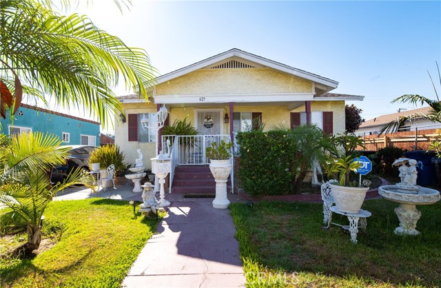 Detail Gallery Image 1 of 22 For 627 S Mcdonnell Ave, –,  CA 90022 - 2 Beds | 1 Baths