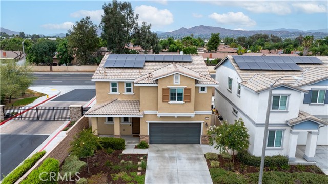 Detail Gallery Image 4 of 31 For 24944 Fortress Ct, Moreno Valley,  CA 92553 - 4 Beds | 2/1 Baths