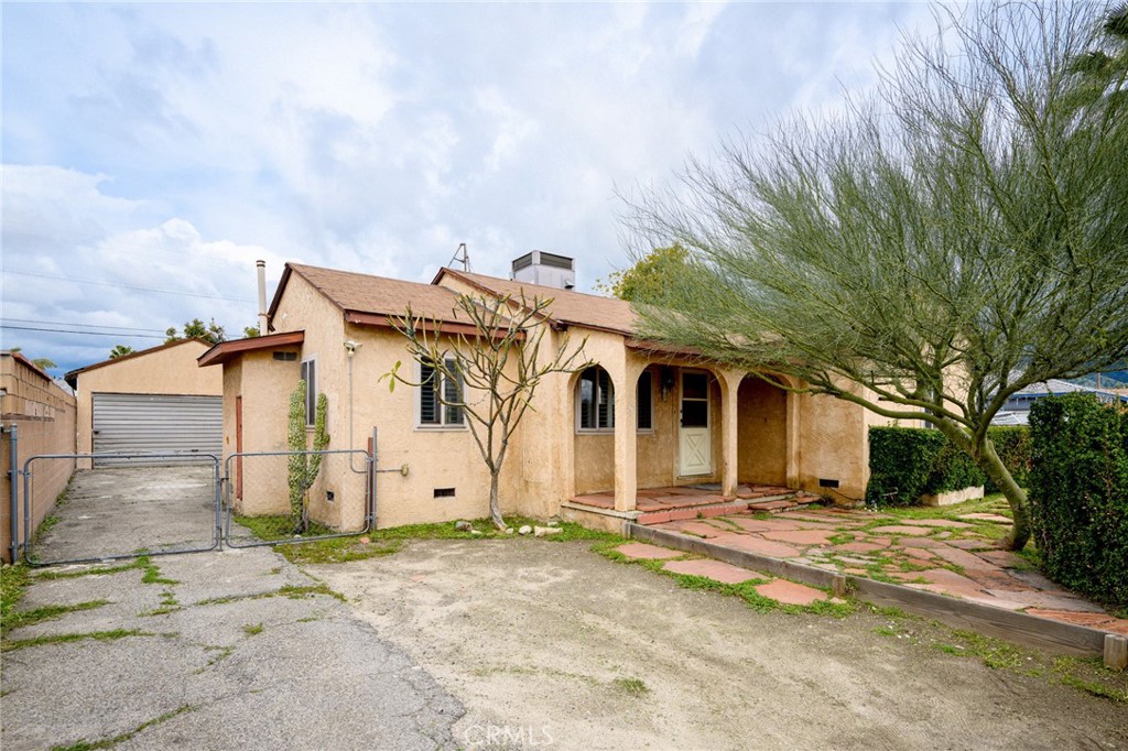 10727 Keswick Street