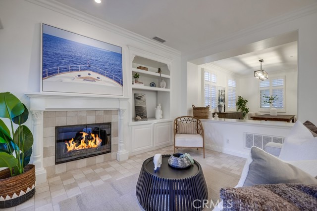 2569 Bungalow Place, Corona del Mar CA: https://media.crmls.org/medias/9f3dd110-0005-409d-940e-0165b977fa73.jpg
