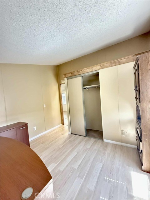 21100 State St, San Jacinto CA: https://media.crmls.org/medias/9f3e3fd8-581a-4ea4-8017-2fc2b441ae37.jpg