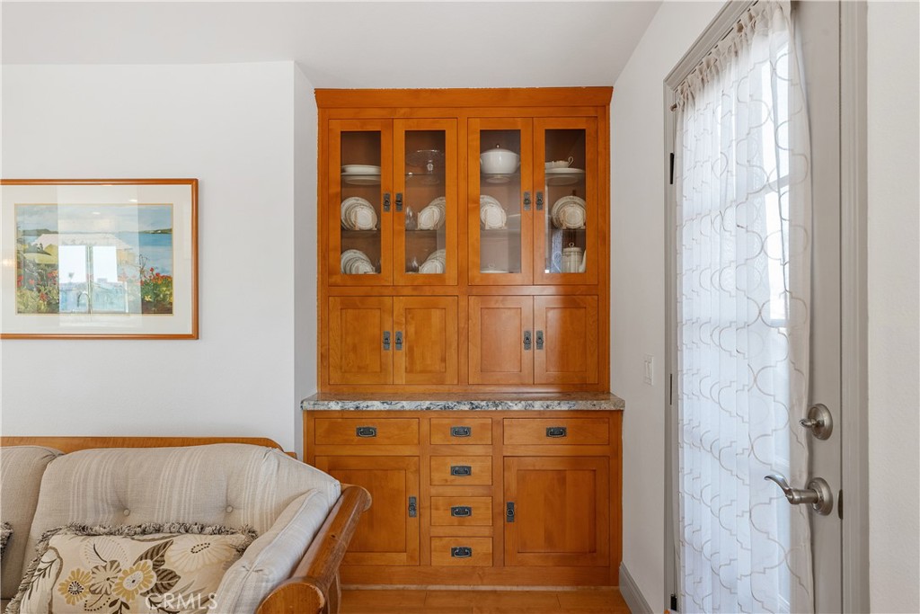 MLS #OC25250843 image #15