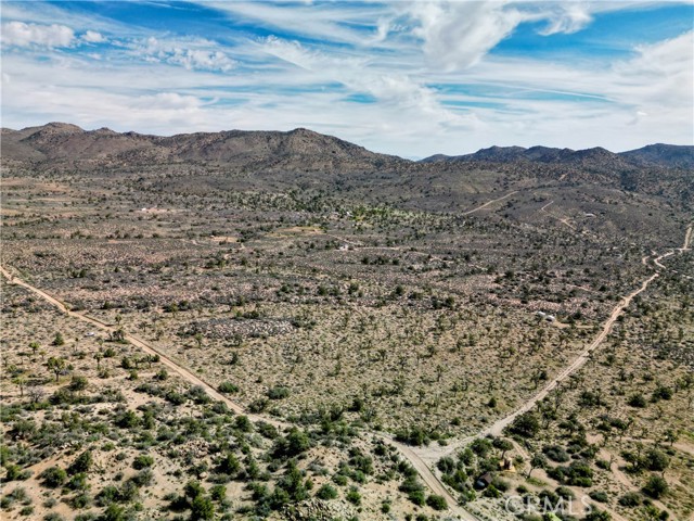 Detail Gallery Image 27 of 32 For 26 Vista Rd, Pioneertown,  CA 92356 - – Beds | – Baths