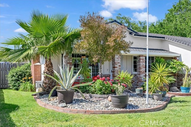1986 14th Street, Olivehurst CA: https://media.crmls.org/medias/9f3fcf6d-51e9-4de3-a381-3c2f4d93e24e.jpg