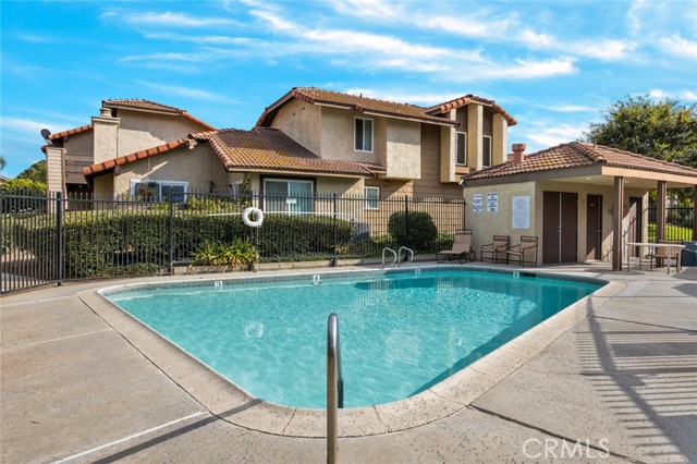 Detail Gallery Image 22 of 23 For 1360 Brentwood Cir a,  Corona,  CA 92882 - 3 Beds | 2/1 Baths