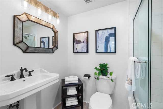 Detail Gallery Image 14 of 39 For 525 E Seaside Way #402,  Long Beach,  CA 90802 - 1 Beds | 1 Baths