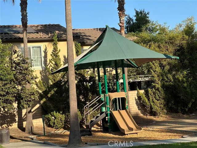 Detail Gallery Image 12 of 16 For 3027 E via Corvina, Ontario,  CA 91764 - 4 Beds | 3 Baths