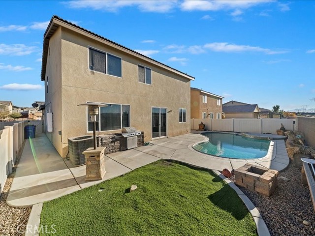 Detail Gallery Image 27 of 28 For 16764 Desert Lily, Victorville,  CA 92394 - 5 Beds | 2/1 Baths