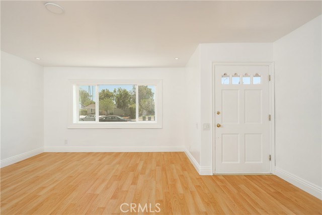 24027 Welby Way photo 5