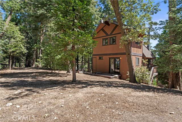 Detail Gallery Image 25 of 31 For 720 Pinnacle Dr, Lake Arrowhead,  CA 92352 - 2 Beds | 2 Baths