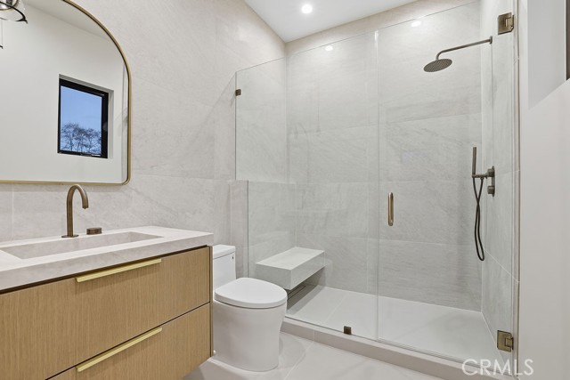 Detail Gallery Image 20 of 21 For 4623 Atoll Ave, Sherman Oaks,  CA 91423 - 5 Beds | 5/1 Baths