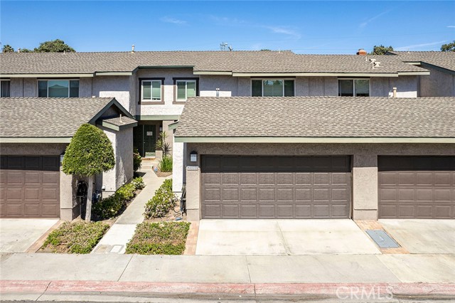 20007 Village Green Dr, Lakewood, CA 90715