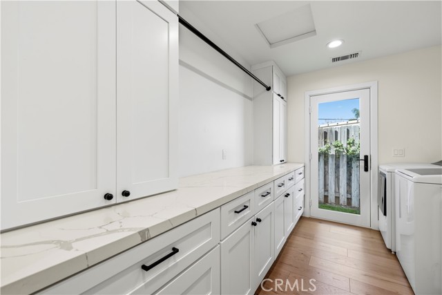 Detail Gallery Image 22 of 73 For 22510 Decoro Dr, Saugus,  CA 91350 - 4 Beds | 3 Baths