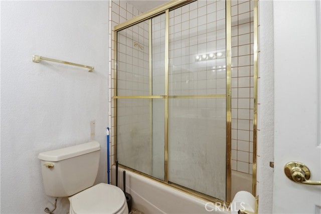 Detail Gallery Image 28 of 39 For 14260 Meadow Grove, Victorville,  CA 92395 - 3 Beds | 2/1 Baths