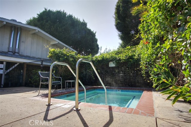 Detail Gallery Image 14 of 14 For 4040 Grand View Bld #41,  Los Angeles,  CA 90066 - 2 Beds | 1/1 Baths