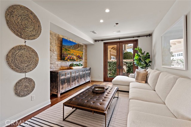 Detail Gallery Image 16 of 57 For 5 via Monarca, Dana Point,  CA 92629 - 4 Beds | 3/1 Baths