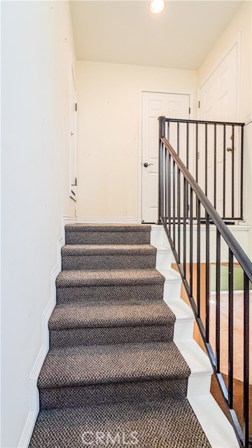 10623 Moorpark photo 39
