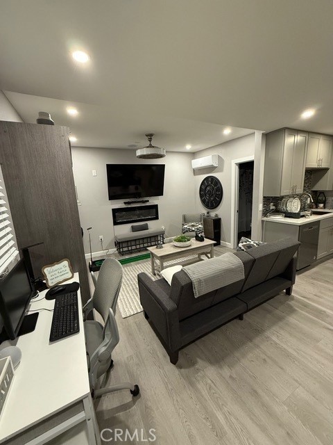 Image 4 of 10 For 10132 Lake Summit Drive