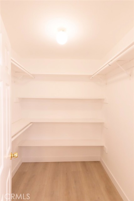 Detail Gallery Image 30 of 35 For 2215 Marshallfield Ln a,  Redondo Beach,  CA 90278 - 3 Beds | 2/1 Baths