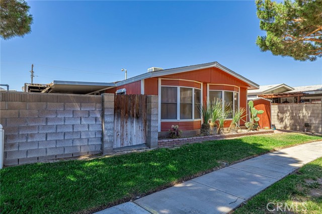 Detail Gallery Image 6 of 41 For 48303 W 20th Street #181,  Lancaster,  CA 93534 - 3 Beds | 2 Baths