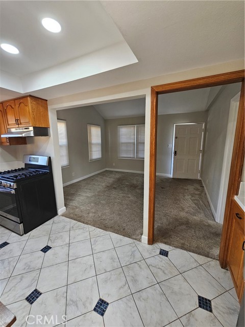 Detail Gallery Image 17 of 18 For 290 N Jewell Pl, Orange,  CA 92868 - 2 Beds | 1 Baths